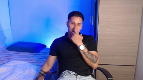 VALENTINO online show from 02.25.26