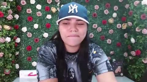 valeri_harpers4 online show from 11.24.25