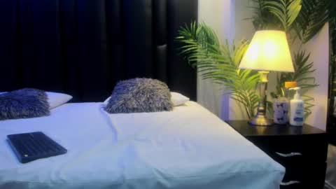 valeri_tafur online show from 11.30.25