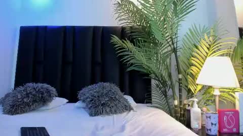 Snapshot of valeri_tafur chatting on 07.28.26 valeri_tafur online show from 07.28.26
