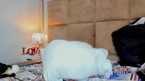 Snapshot of valeria_rivera1 chatting on 02.11.25 Costume lover online show from 02.11.25