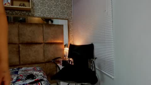 Snapshot of valeria_rivera1 chatting on 03.03.25 Costume lover online show from 03.03.25