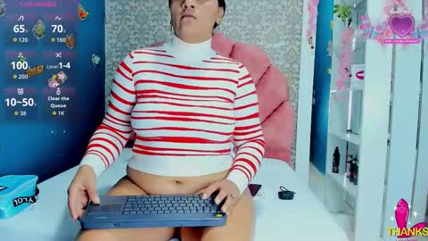 Snapshot of valeria_rivera1 chatting on 10.19.25 Costume lover online show from 10.19.25