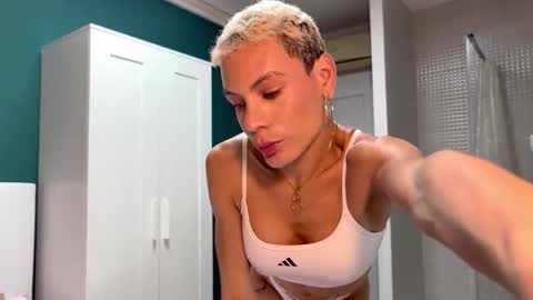 valeria_thonson online show from 11.06.25