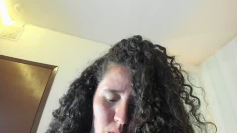 Snapshot of valeriaa_soler chatting on 01.13.25 Valeria online show from 01.13.25