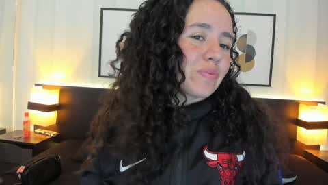 Snapshot of valeriaa_soler chatting on 01.15.25 Valeria online show from 01.15.25