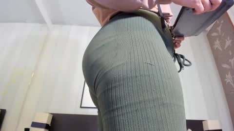 Snapshot of valeriaa_soler chatting on 01.18.25 Valeria online show from 01.18.25