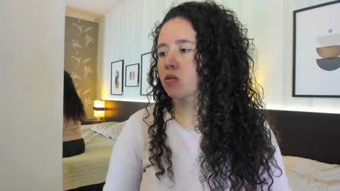 Snapshot of valeriaa_soler chatting on 02.01.25 Valeria online show from 02.01.25