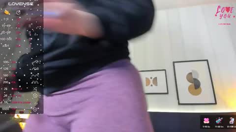 Snapshot of valeriaa_soler chatting on 02.11.25 Valeria online show from 02.11.25