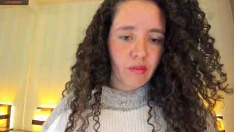 Snapshot of valeriaa_soler chatting on 02.23.25 Valeria online show from 02.23.25