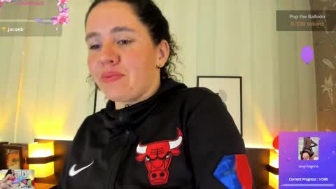 Snapshot of valeriaa_soler chatting on 03.12.25 Valeria online show from 03.12.25