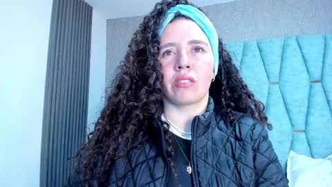 Snapshot of valeriaa_soler chatting on 09.29.25 Valeria online show from 09.29.25