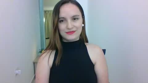 valeriafrannco online show from 03.04.25