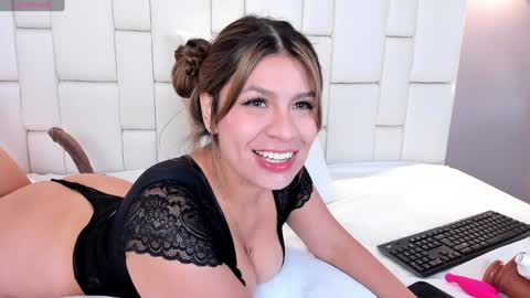 ValeriaGarciax online show from 12.27.24