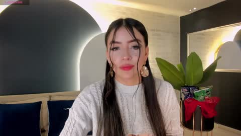 Valeria online show from 12.24.24