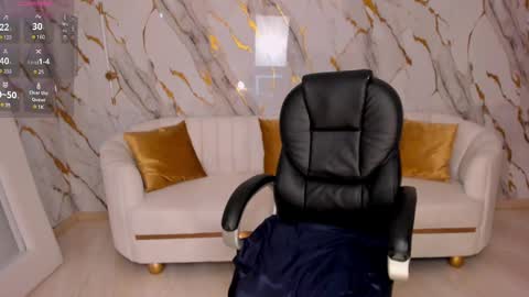 Snapshot of valeriaroldanx chatting on 03.04.25 Valeria online show from 03.04.25