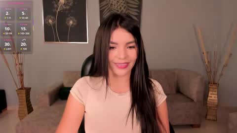 Snapshot of valeriaroldanx chatting on 09.13.25 Valeria online show from 09.13.25