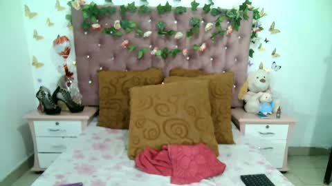 La valerie26 online show from 02.15.25