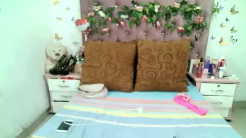 La valerie26 online show from 11.24.25