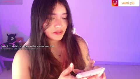 Snapshot of valeribell1 chatting on 04.28.26 Valeri online show from 04.28.26