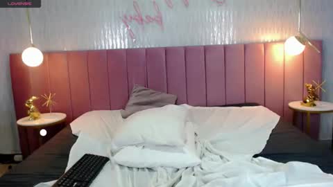 Valerie  online show from 02.28.26