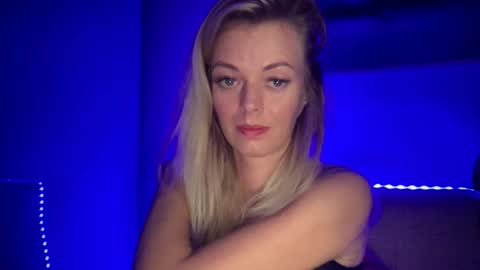 Snapshot of valerieluvsugar chatting on 09.16.25 Valerie online show from 09.16.25