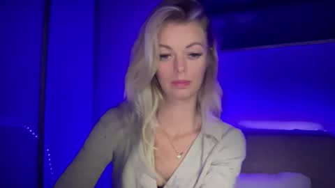 Snapshot of valerieluvsugar chatting on 09.22.25 Valerie online show from 09.22.25