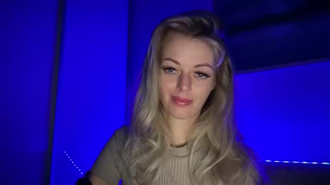 Snapshot of valerieluvsugar chatting on 01.07.26 Valerie online show from 01.07.26