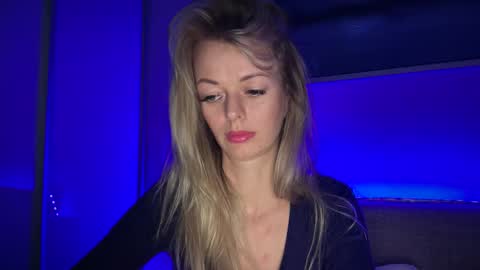 Snapshot of valerieluvsugar chatting on 02.12.26 Valerie online show from 02.12.26