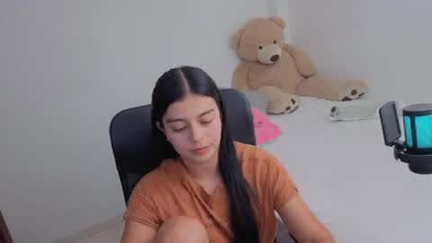 Juli C online show from 04.08.26