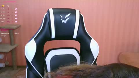 Snapshot of valeritiio chatting on 02.26.25 valeritiio online show from 02.26.25