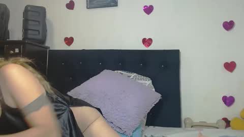 Snapshot of valerivegas chatting on 09.14.25 valerivegas online show from 09.14.25