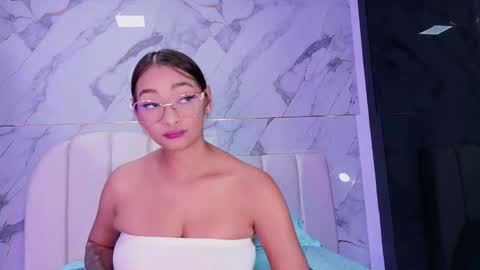 Snapshot of valery_97 chatting on 05.03.26 Valeryn online show from 05.03.26