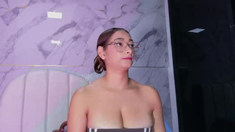 Snapshot of valery_97 chatting on 05.06.26 Valeryn online show from 05.06.26
