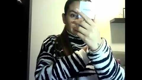 Snapshot of valery__rouse_ chatting on 04.18.26 Valery online show from 04.18.26