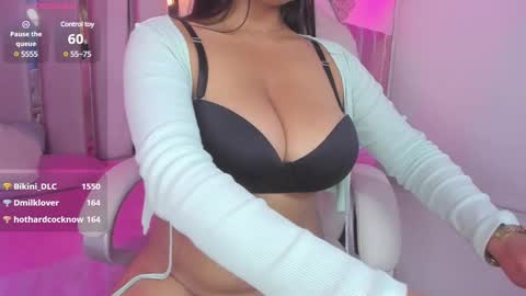 Snapshot of valery__ws chatting on 02.19.25 Valery online show from 02.19.25