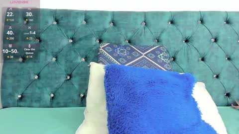 Snapshot of valery_adams13 chatting on 09.19.25 valery_adams13 online show from 09.19.25