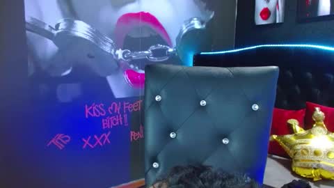 Valeria online show from 12.19.24