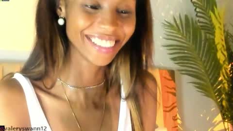 Snapshot of valery_swan1 chatting on 12.16.24 Valery swan1 online show from 12.16.24