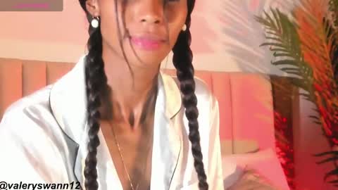 Snapshot of valery_swan1 chatting on 02.07.25 Valery swan1 online show from 02.07.25