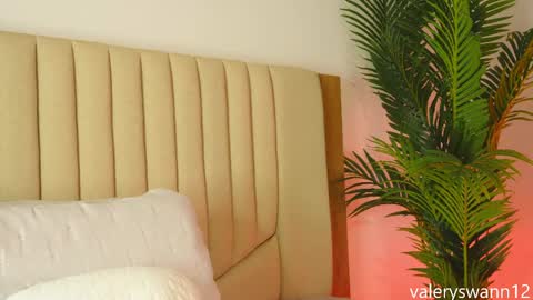 Snapshot of valery_swan1 chatting on 04.16.26 Valery swan1 online show from 04.16.26