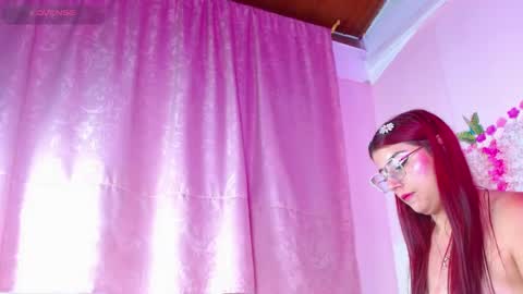 Snapshot of valeryblaze_ chatting on 05.27.26 Valery online show from 05.27.26