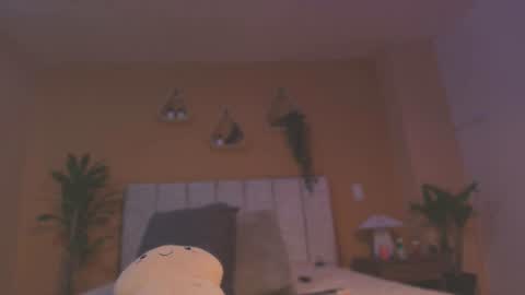 Snapshot of valerycolins chatting on 07.18.26 call me Maria online show from 07.18.26