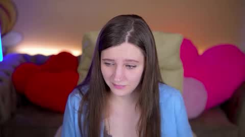 Snapshot of valerymurr chatting on 02.16.26 V A L E R Y M U R online show from 02.16.26