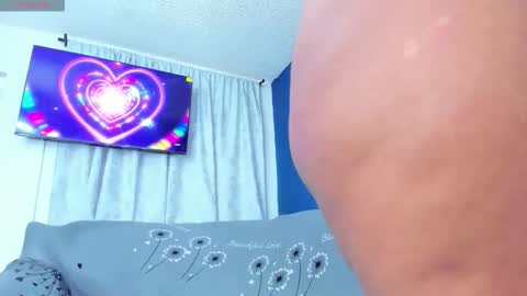 valery online show from 11.18.25