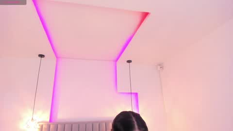 Snapshot of valerynova chatting on 02.01.25 Carla online show from 02.01.25
