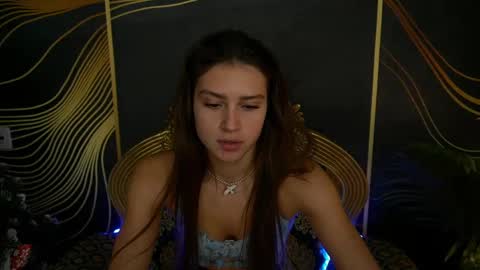 Snapshot of valeryroyale chatting on 01.07.25 Valery online show from 01.07.25