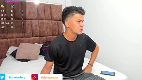 Snapshot of valerystonne_ chatting on 12.22.24 Valery Stonne online show from 12.22.24