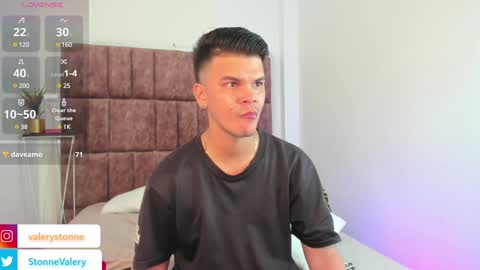 Snapshot of valerystonne_ chatting on 02.08.25 Valery Stonne online show from 02.08.25