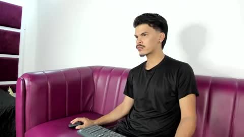 Snapshot of valerystonne_ chatting on 09.21.25 Valery Stonne online show from 09.21.25